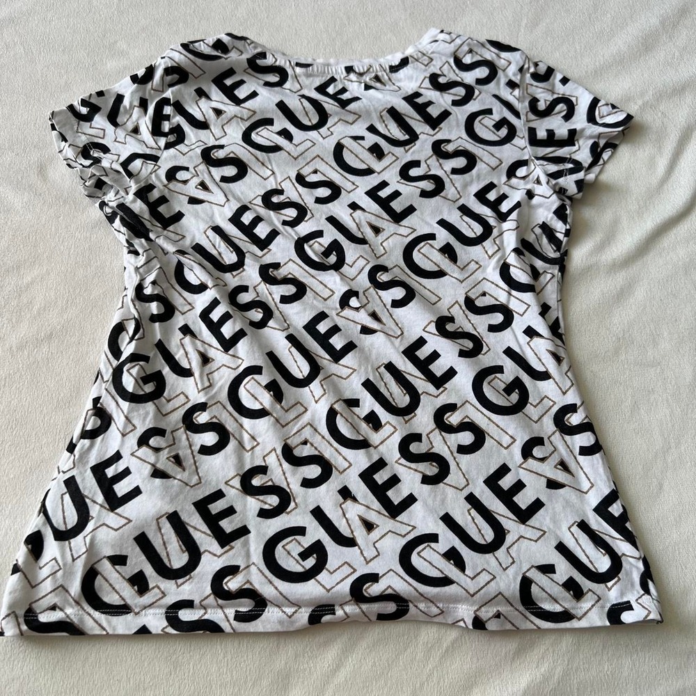 Guess white & black logo tee with repeating 'GUESS' 'LA' text Women's cotton - Picture 7 of 8